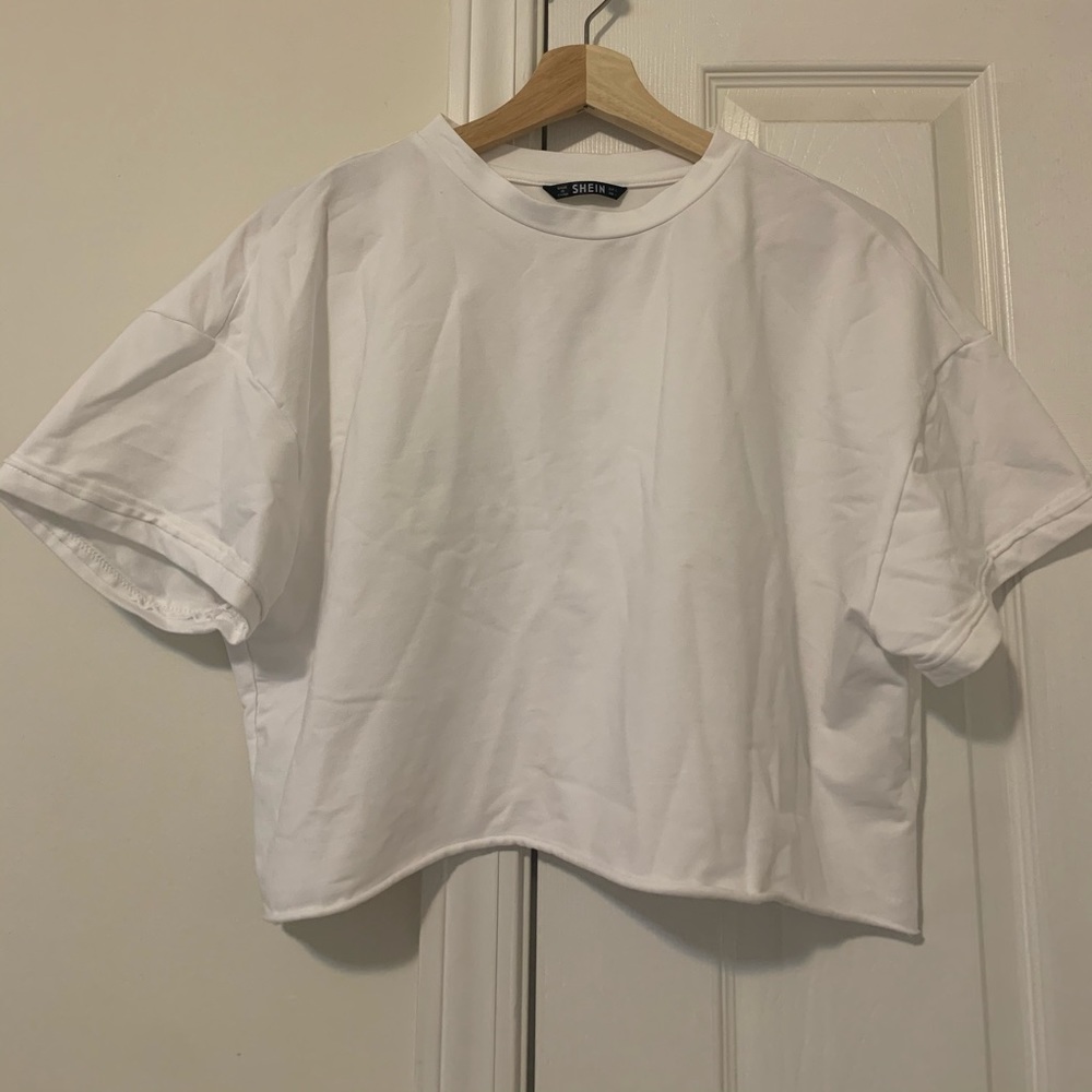 White crop top